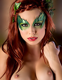 Aidra Fox looks hot in her Poison Ivy outfit.